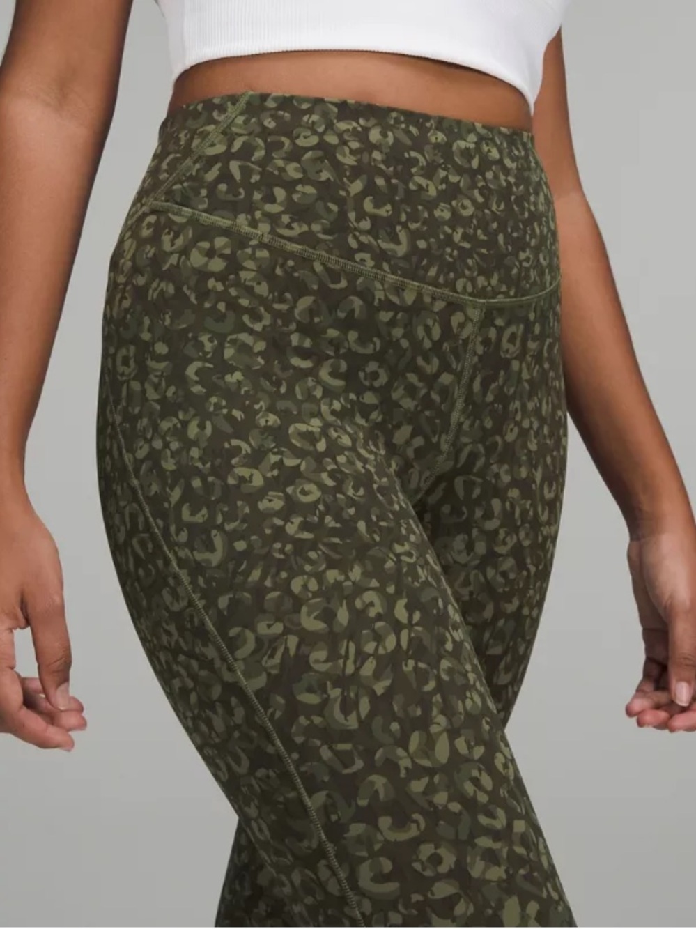 LULULEMMON, Base Pace High-Rise Crop 23" Tight in Camo Medium Olive Multi Size 6